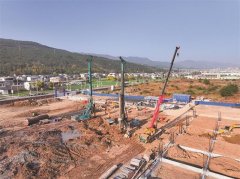 时确保水、电、气、等要素同步配套到位